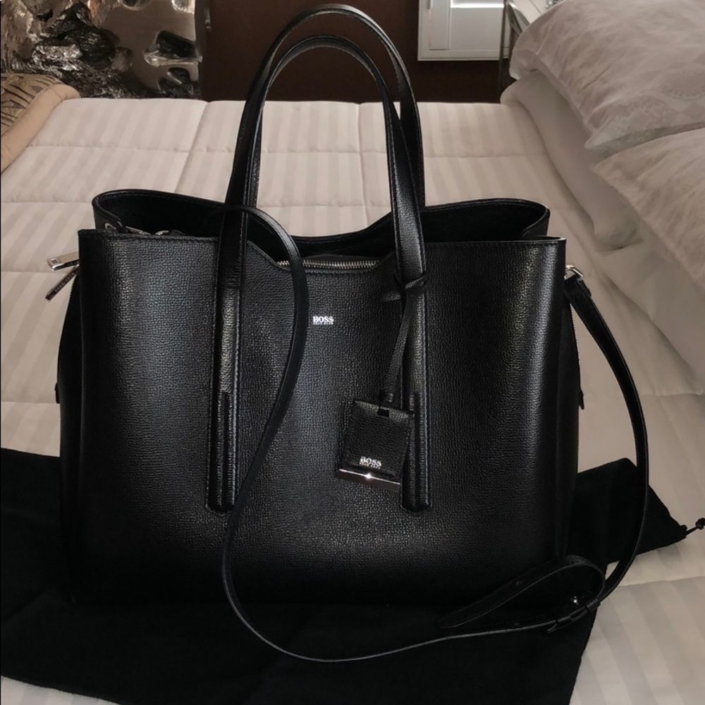 Beautiful Hugo Boss bag.